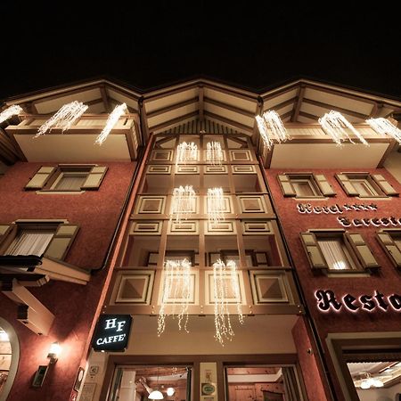 Hotel Foresta Моена Екстериор снимка