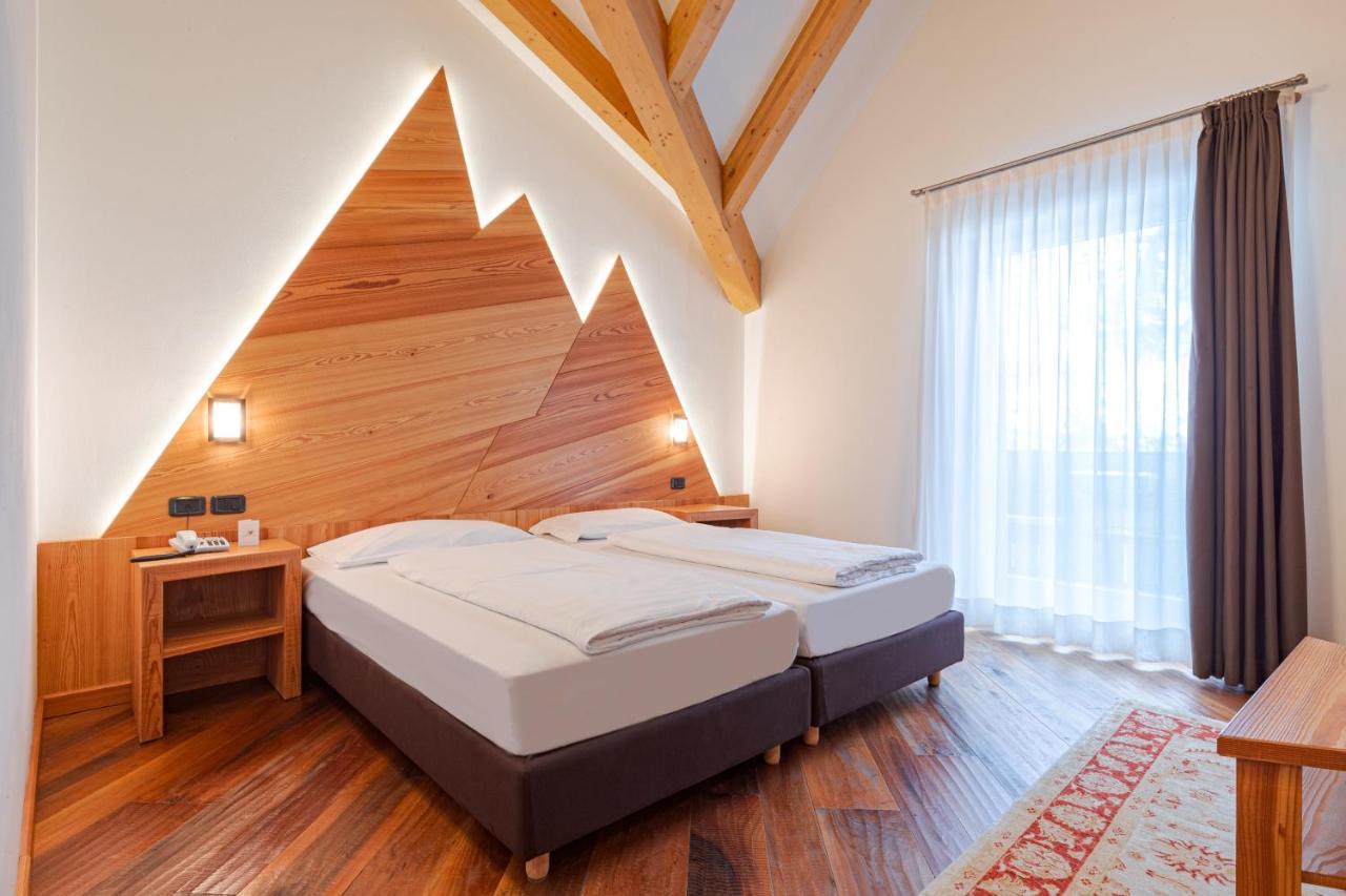 Hotel Foresta Моена Екстериор снимка