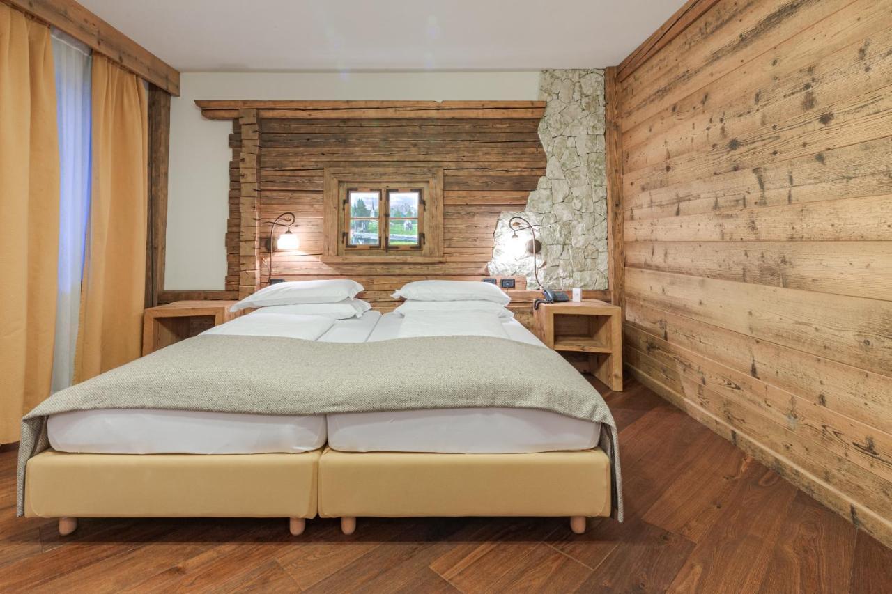 Hotel Foresta Моена Екстериор снимка